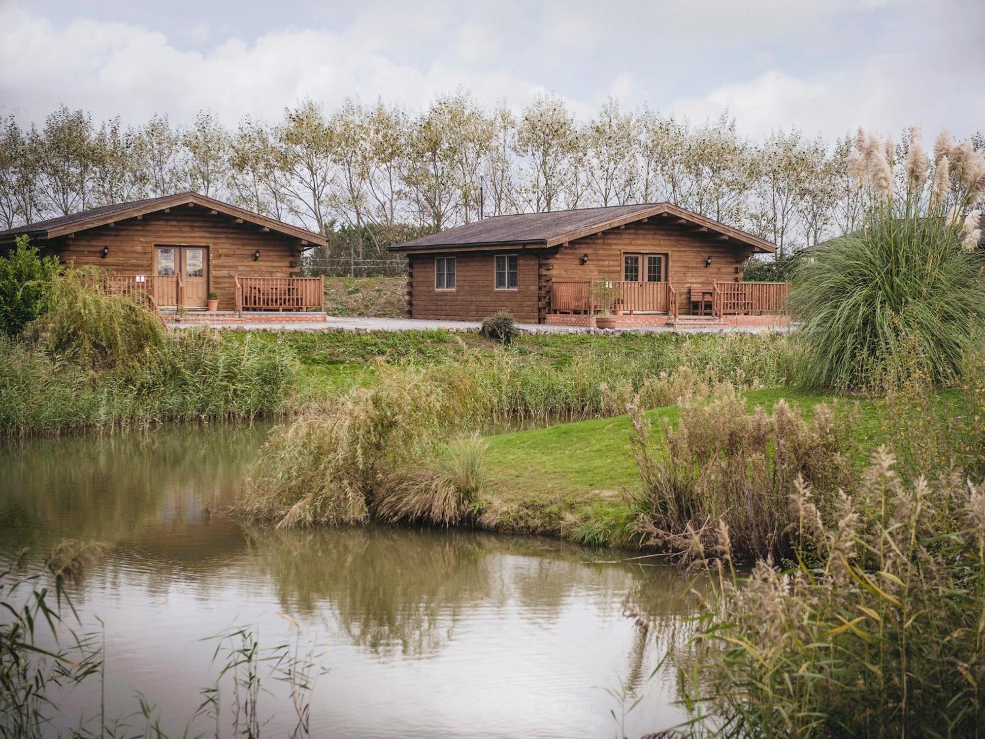 Lake View Lodges - 25074 Old Leake Екстер'єр фото